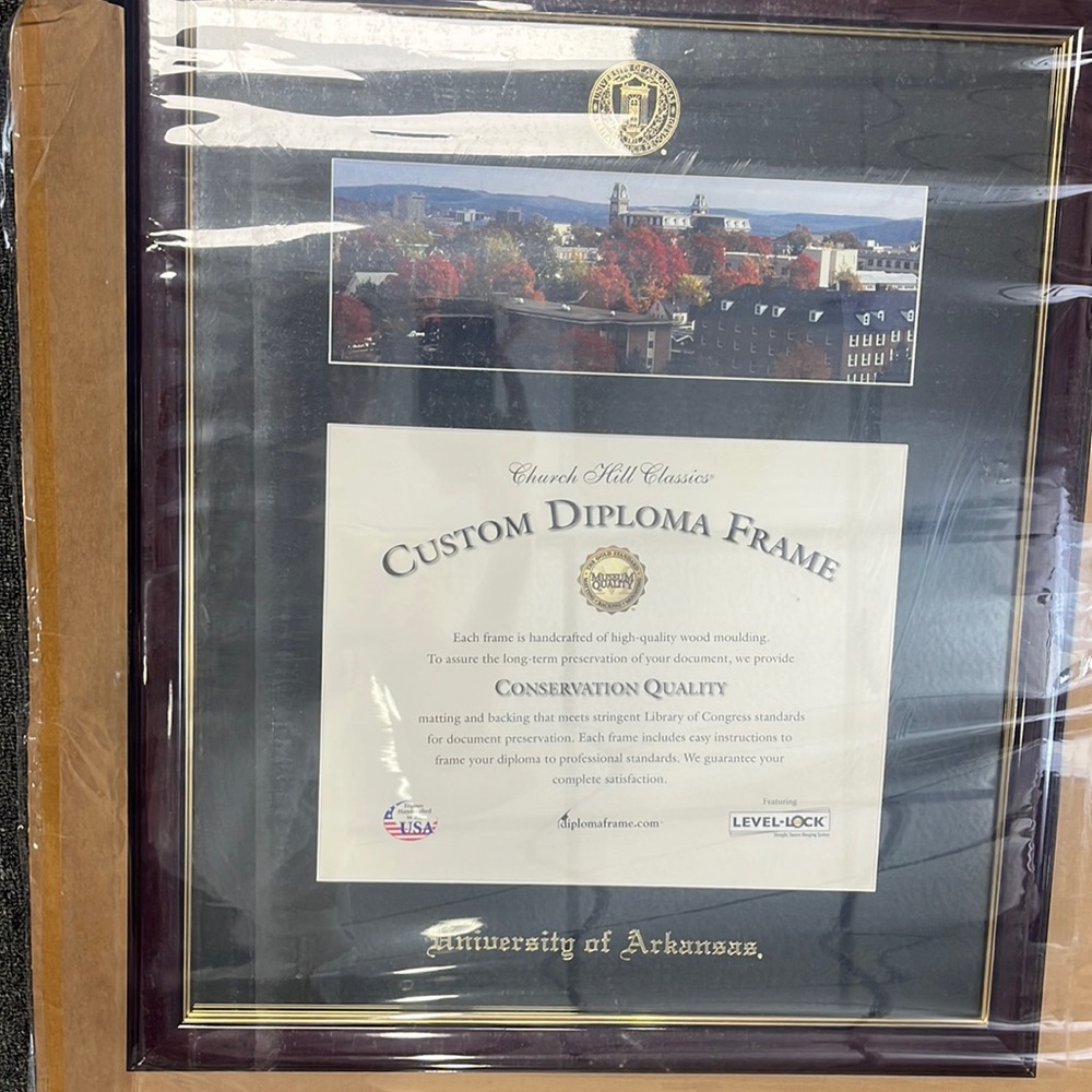 NWT Church Hill Classics University of Arkansas diploma frame. Pic of Old Main.